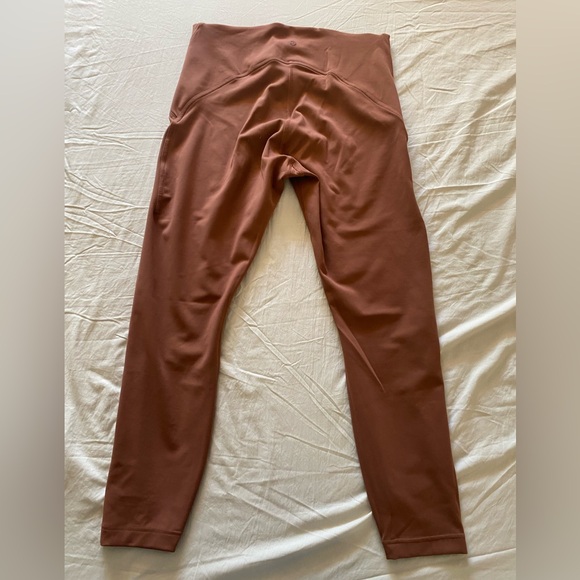 Lululemon Instill 25” - Picture 3 of 4